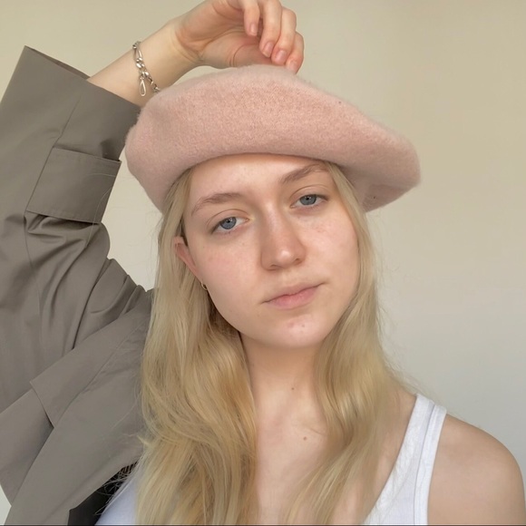 Bizou Light Pink Wool Beret - Picture 3 of 4